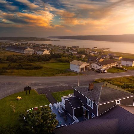 Edge Of The Avalon Inn Trepassey エクステリア 写真