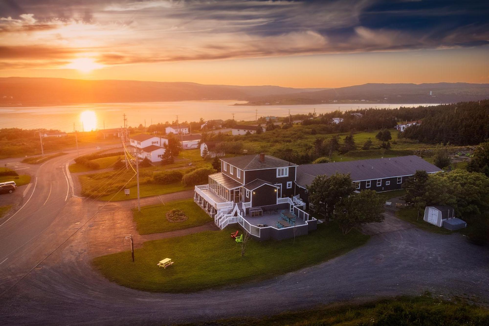Edge Of The Avalon Inn Trepassey エクステリア 写真